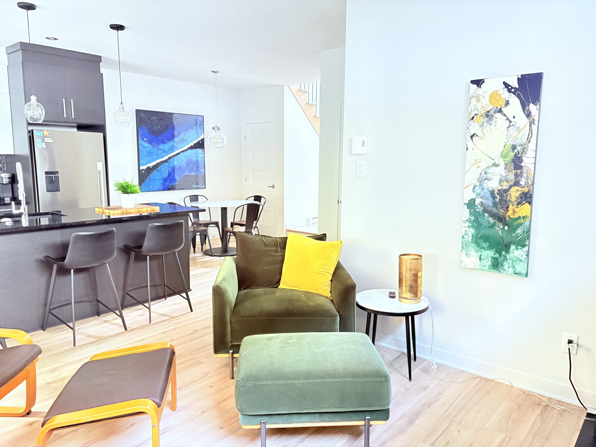 20251014_145213591_iOS